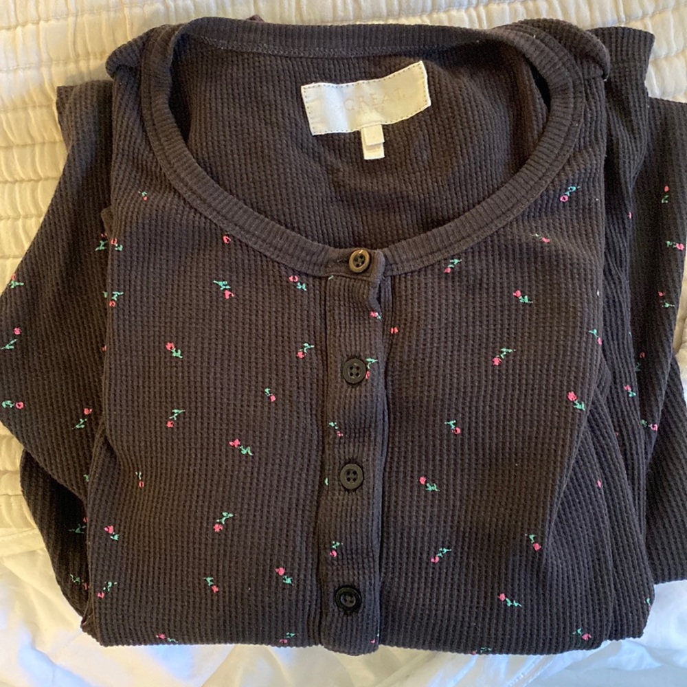 The great sleep.  EUC .  Long sleeve top and pant set.
